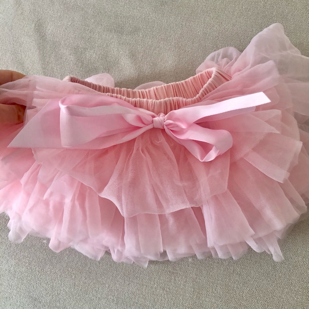 ADORABLE pink tutu for baby - size 9-12 months